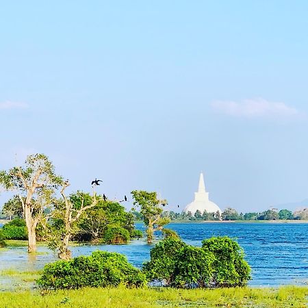 Sisil Villa Anuradhapura Exterior photo