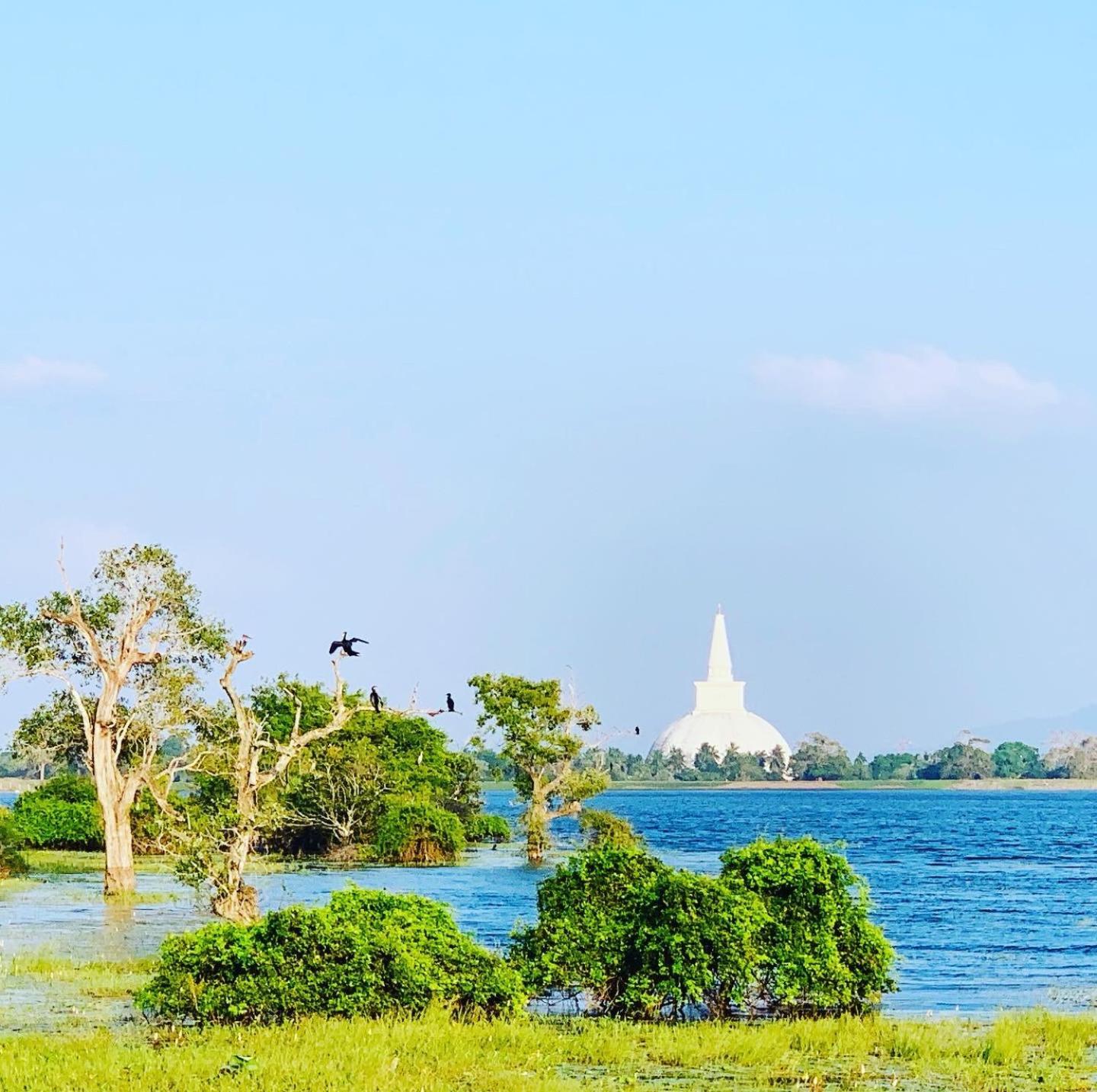 Sisil Villa Anuradhapura Exterior photo